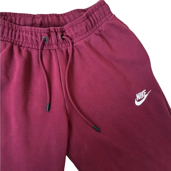 Nike - Women’s Maroon Jogger Sweatpant Size XS - Picture 5 of 16